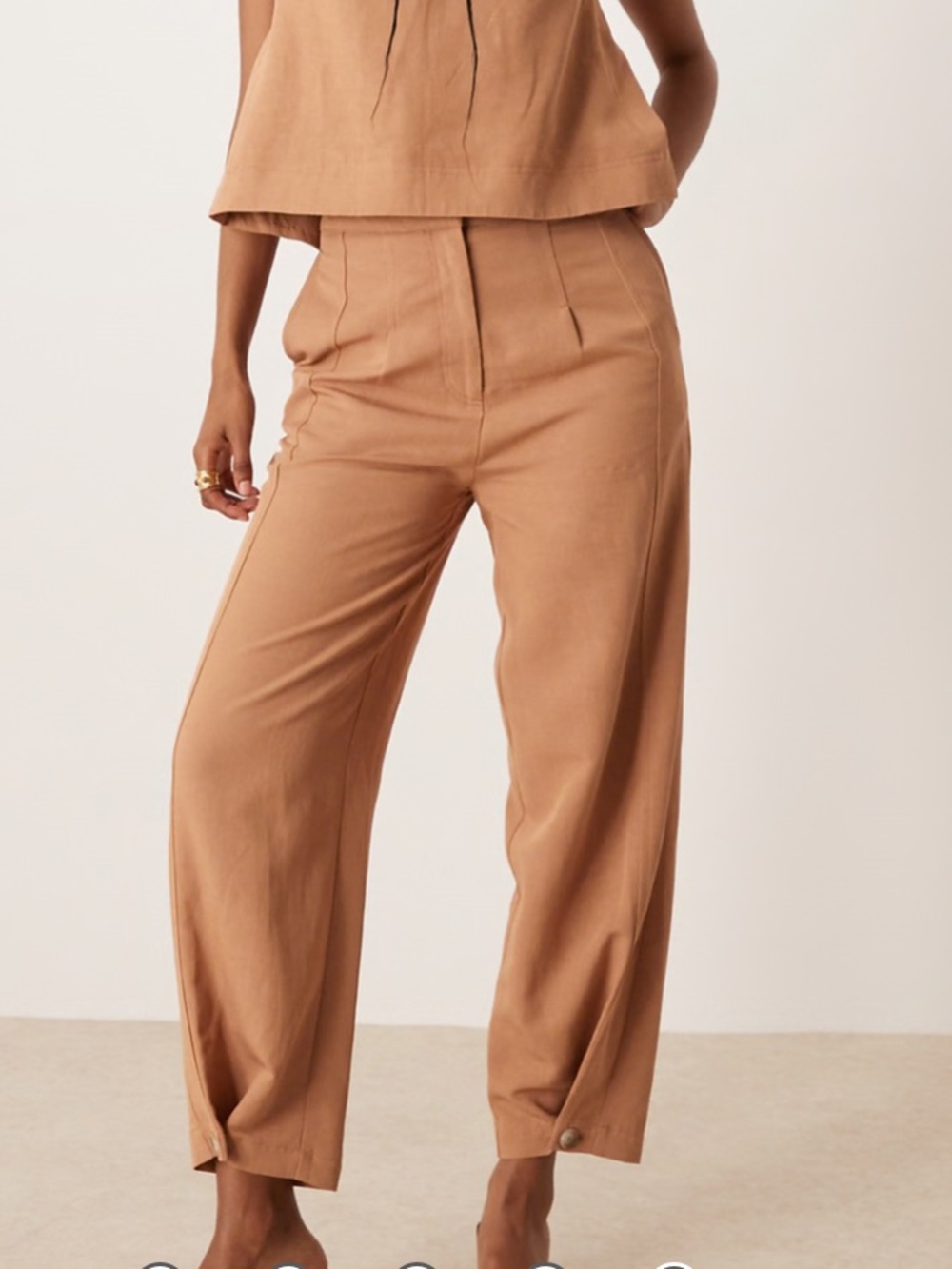 ASOS DESIGN Camel Wide Leg Pants – Size 8 – NWT